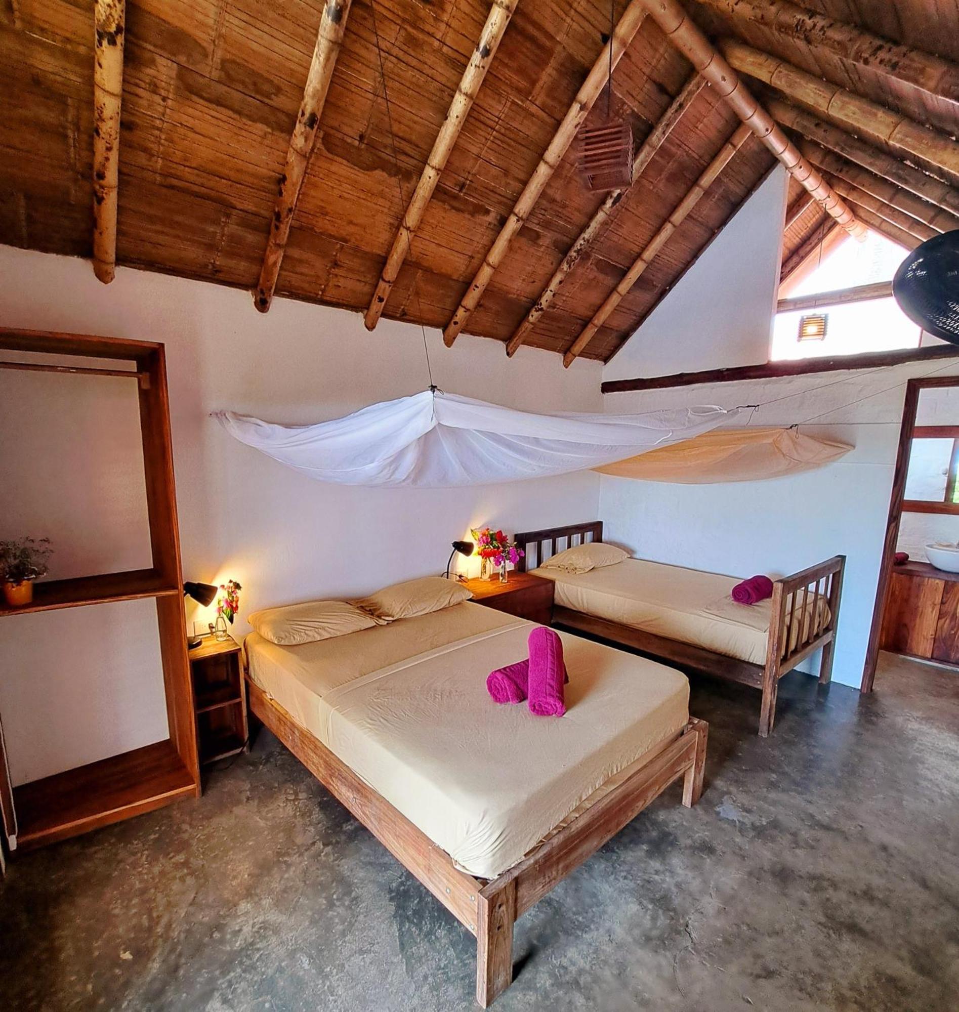 Cabanas La Tortuga Ayampe Exterior photo